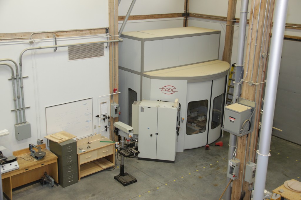 Numerically controlled 5-axis machining centre